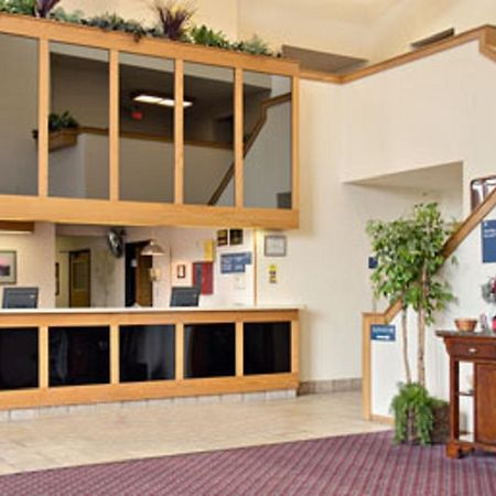 Travelodge Indianapolis Castleton Εσωτερικό φωτογραφία