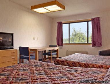 Travelodge Indianapolis Castleton Δωμάτιο φωτογραφία